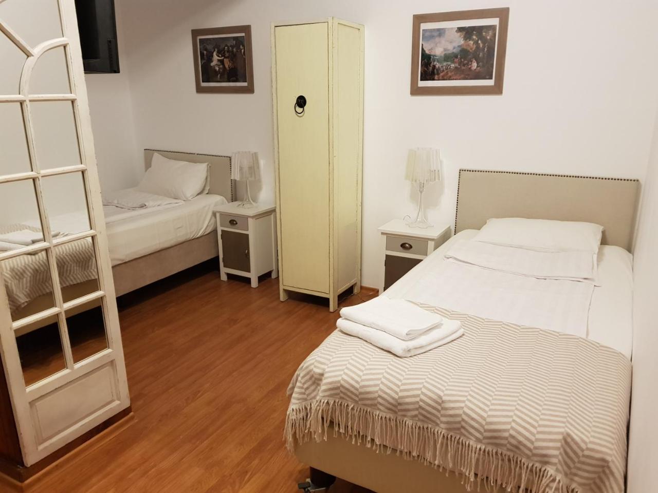 Nonna Mia Hotel Bükreş Dış mekan fotoğraf
